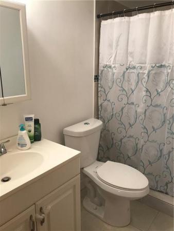 8950 NE 8th Ave #415, Unincorporated Dade County, Florida 33138, image 2