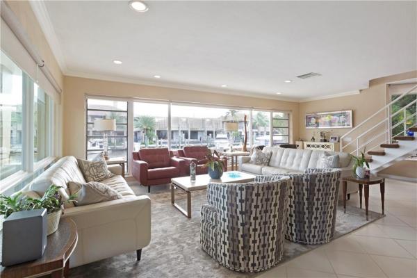 Rio Villas Townhomes, 2740 NE 15th St, Fort Lauderdale, Florida 33304, image 1