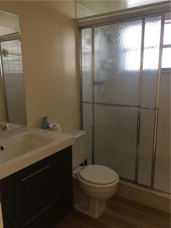 Poinciana Place Of Pine Island Ridge, 9430 Poinciana Pl #317, Davie, Florida 33324, image 2