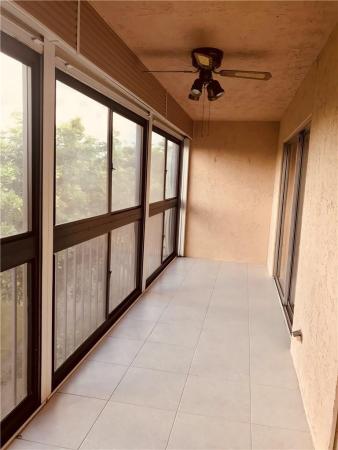 Huntington Lakes 4, 7281 Amberly Ln #407, Delray Beach, Florida 33446, image 3