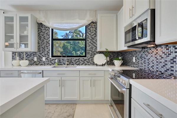 Aqua Bella, 4430 SW 32nd Ave #26, Fort Lauderdale, Florida 33312, image 1