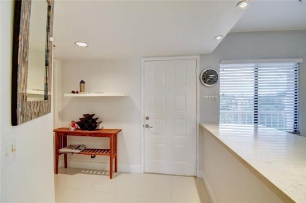 Huntington Lakes 5, 7351 Kinghurst Dr #408, Delray Beach, Florida 33446, image 1