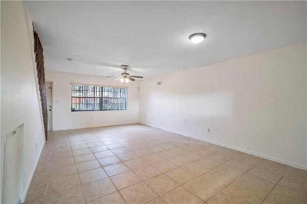 Southbridge At Pembroke Pointe, 10670 NW 1st St, Pembroke Pines, Florida 33024, image 1