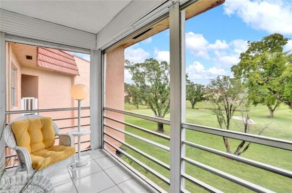 Sunrise Lakes 3, 9461 Sunrise Lakes Blvd #306, Sunrise, Florida 33322, image 1