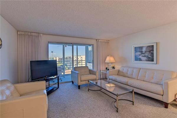 Meadowbrook Lakes View, 141 SE 3rd Ave #608, Dania Beach, Florida 33004, image 1