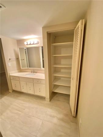 Garden Court Villas, 1623 Embassy Dr #102, West Palm Beach, Florida 33401, image 2