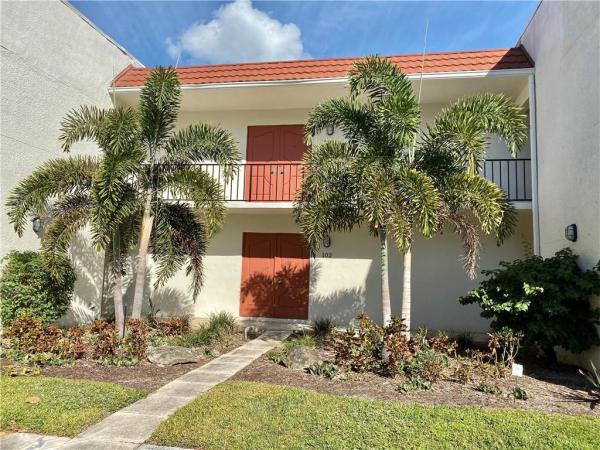 Garden Court Villas, 1623 Embassy Dr #102, West Palm Beach, Florida 33401, image 1