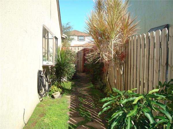 Joshlee, 10282 NW 32nd St, Sunrise, Florida 33351, image 1