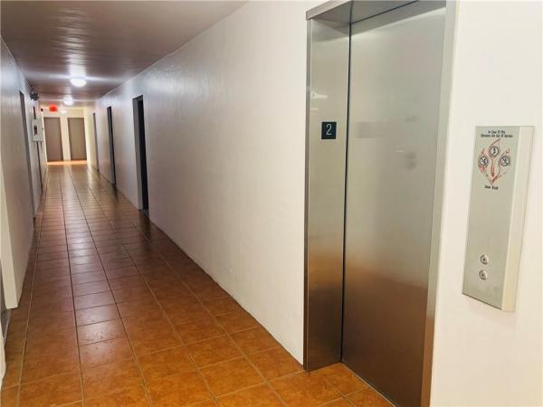 Granada Dadeland, 8107 SW 72nd Ave #223E, Glenvar Heights, Florida 33143, image 1