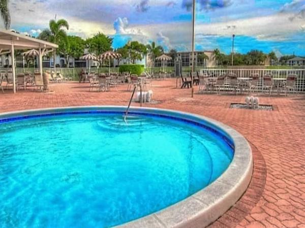 Pembridge At Lakes Of Delray, 15217 Lakes Of Delray Blvd #107, Delray Beach, Florida 33484, image 1