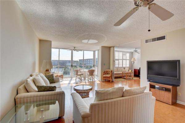 Tropic Bay, 900 Dogwood Dr #435, Delray Beach, Florida 33483, image 2