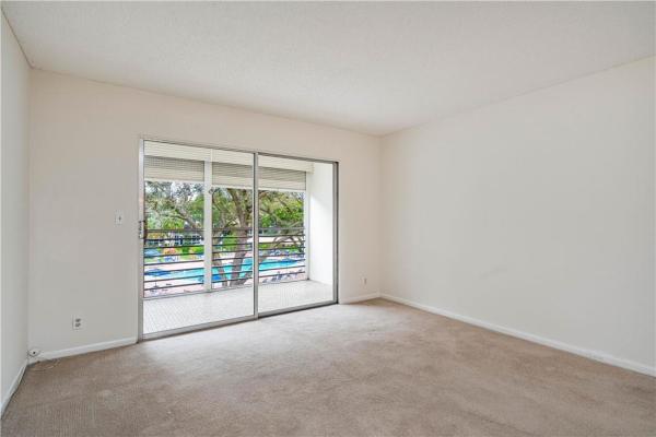 Lucaya Village, 2303 Lucaya Ln #J3, Coconut Creek, Florida 33066, image 1