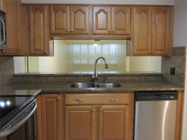 Whitehall 2 Of Pine Island Ridge, 1715 Whitehall Dr #304, Davie, Florida 33324, image 2