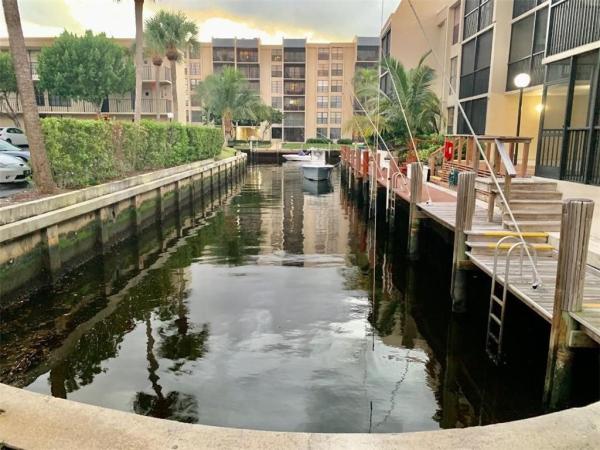 Boca Bayou, 16 Royal Palm Way #1010, Boca Raton, Florida 33432, image 1