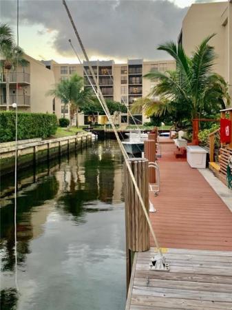 Boca Bayou, 16 Royal Palm Way #1010, Boca Raton, Florida 33432, image 3