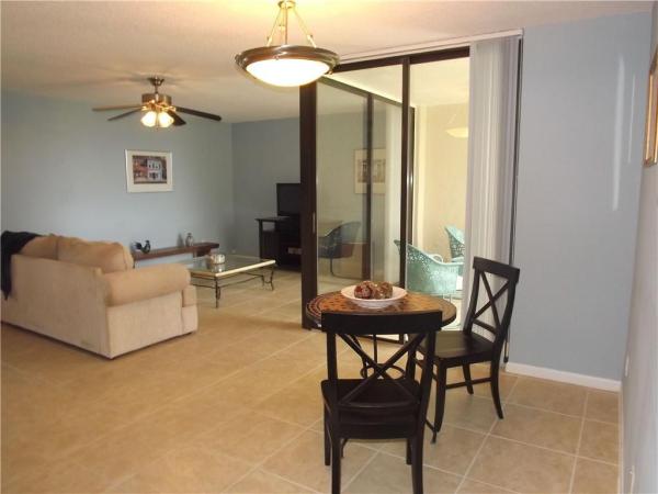 Lakeside At Delray, 950 Lavers Cir #F404, Delray Beach, Florida 33444, image 3