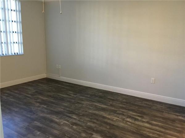 Colony Point, 901 Colony Point Cir #116, Pembroke Pines, Florida 33026, image 1
