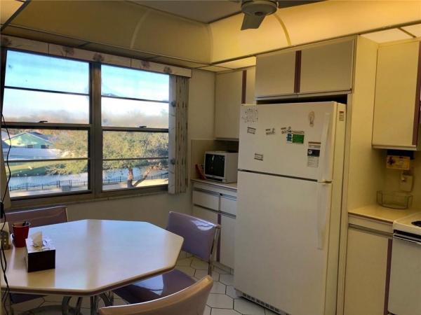 Lucaya Village, 2102 Lucaya Bnd #A3, Coconut Creek, Florida 33066, image 1