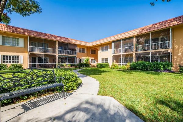Manor Grove Village, 1951 NE 2nd Ave #117I, Wilton Manors, Florida 33305, image 3