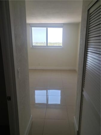 Oceanview B, 19380 Collins Ave #618, Sunny Isles Beach, Florida 33160, image 2