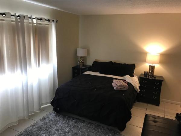 Sandalfoot Squire, 9338 SW 3rd St #506, Boca Raton, Florida 33428, image 3