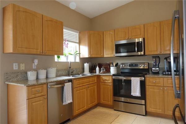 Garden View Villa Homes, 7221 NW 174th Ter #201, Hialeah, Florida 33015, image 1