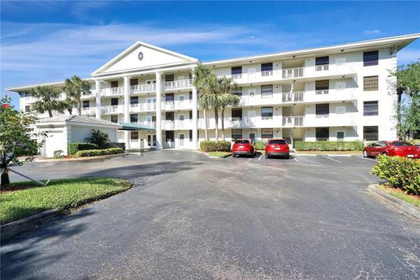 Whitehall Of Pine Island Ridge, 1504 Whitehall Dr #105, Davie, Florida 33324, image 1