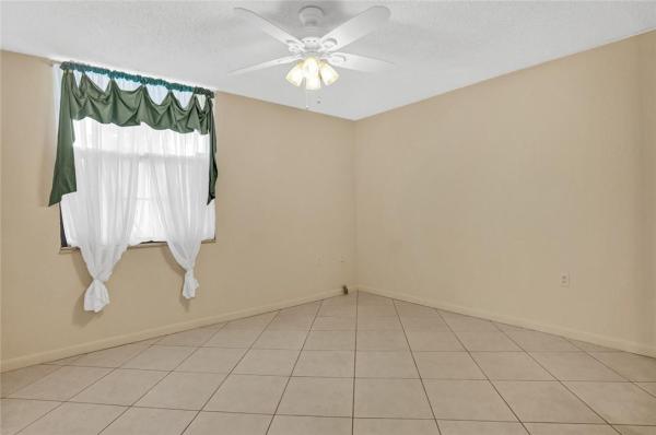 Whitehall Of Pine Island Ridge, 1504 Whitehall Dr #105, Davie, Florida 33324, image 3