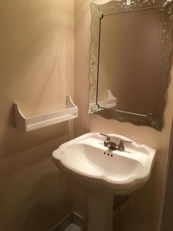 Oakwood On The Green, 9819 Riverside Dr #47-6, Coral Springs, Florida 33071, image 1