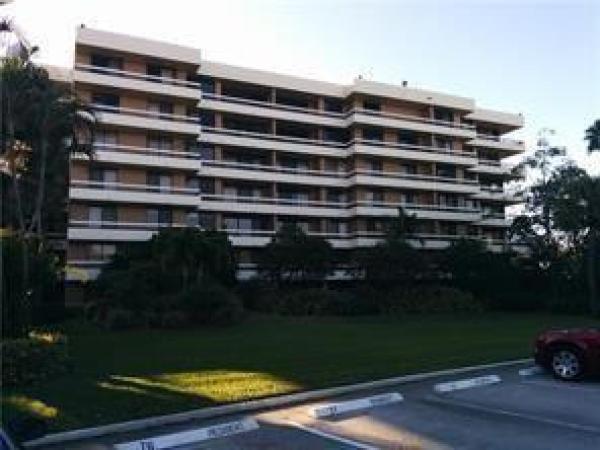 La Residence, 23200 Camino Del Mar #205, Boca Raton, Florida 33433, image 1
