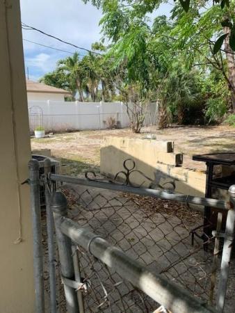 Monroe Heights, 1080 W 26th St, Riviera Beach, Florida 33404, image 2