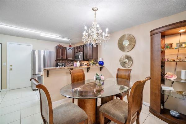 Country Glen At Rivermill, 6826 Willow Creek Run, Lake Worth, Florida 33463, image 1