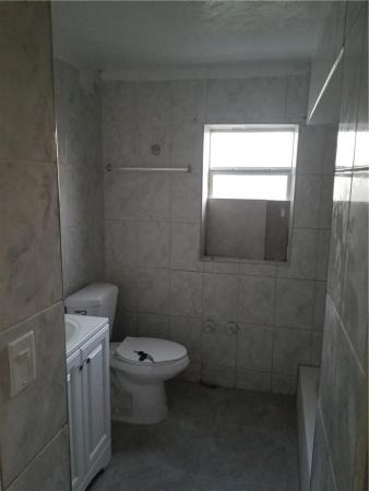 Sunkist Grove, 1079 NW 122nd St, North Miami, Florida 33168, image 2