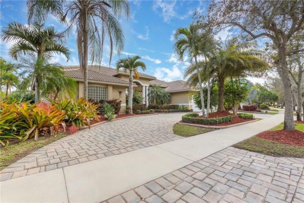 Pelican Landings, 146 Dockside Cir, Weston, Florida 33327, image 1