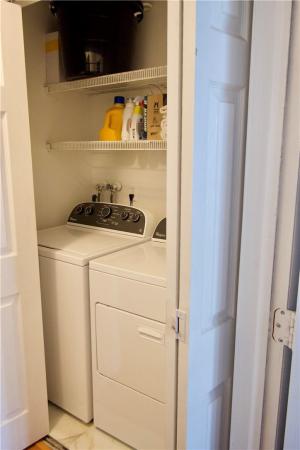 Westview, 1512 NW 89th Ter, Pembroke Pines, Florida 33024, image 1