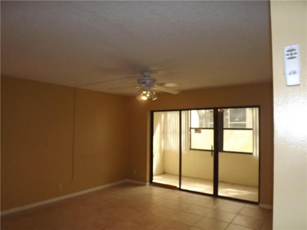 The Charter Club Of Palm Beach, 202 Foxtail Dr #C1, Greenacres, Florida 33415, image 1