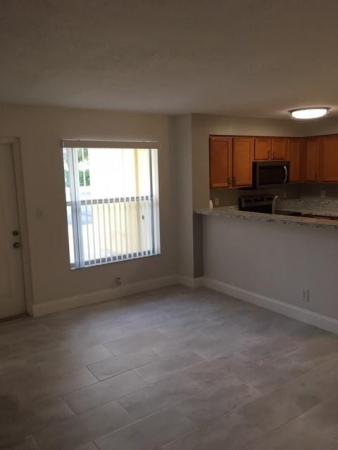 South Palm Place, 7650 Westwood Dr #502, Tamarac, Florida 33321, image 1