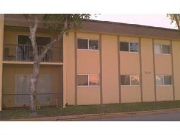 Stonebridge Gardens, 2924 NW 55th Ave #1D, Lauderhill, Florida 33313, image 2