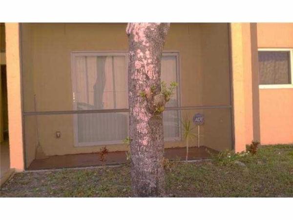 Stonebridge Gardens, 2924 NW 55th Ave #1D, Lauderhill, Florida 33313, image 3