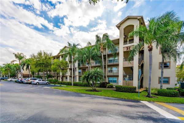 Plymouth At Century Village, 700 SW 137th Ave #412H, Pembroke Pines, Florida 33027, image 1