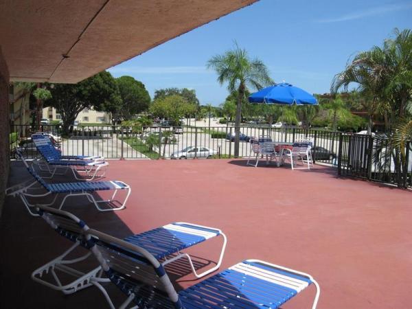 Isle Of Boca Dunes, 9233 SW 8th St #322, Boca Raton, Florida 33428, image 2