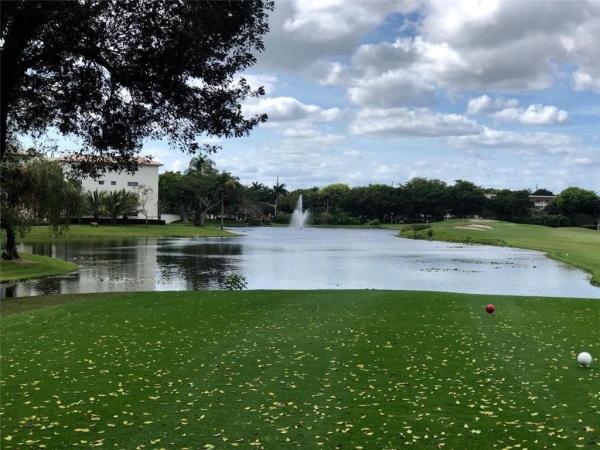Victoria Village, 2903 Victoria Cir #O4, Coconut Creek, Florida 33066, image 1