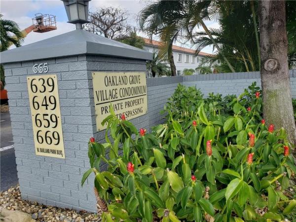 Oakland Grove Village, 639 W Oakland Park Blvd #108D, Oakland Park, Florida 33311, image 1