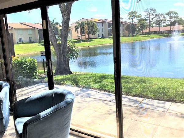 Pine Ridge North 2, 621 Sea Pine Way #G, Greenacres, Florida 33415, image 2