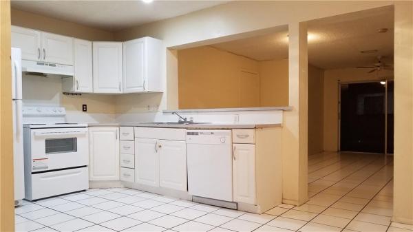 Lauderhill Manor, 5910 NW 19th Ct, Lauderhill, Florida 33313, image 2
