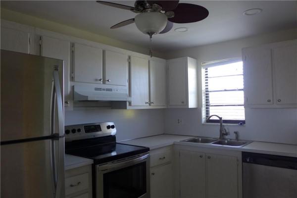 The Palms Of Deer Creek, 2440 Deer Creek Country Club Blvd #409-C, Deerfield Beach, Florida 33442, image 3