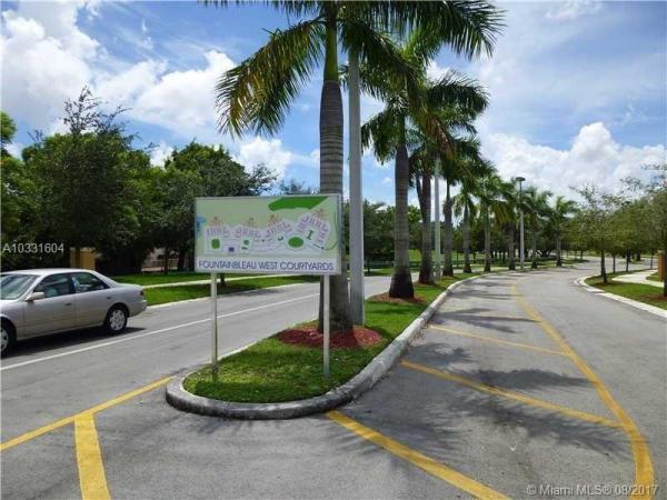 Fontainbleau Lakes Courtyards West, 10012 NW 7th St #101, Fountainebleau, Florida 33172, image 1