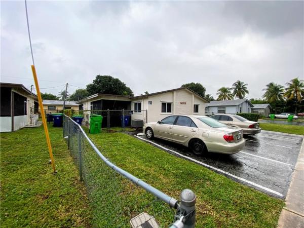 Sunrise Golf Village, 5840 NW 19th St, Sunrise, Florida 33313, image 1