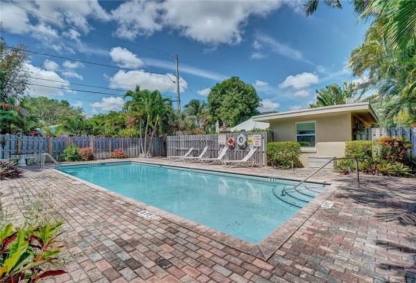 Heron House, 620 NE 28th St #103, Wilton Manors, Florida 33334, image 1