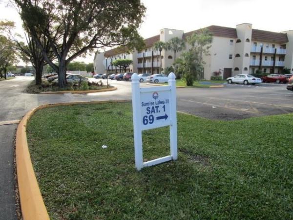 Sunrise Lakes 3, 2711 N Pine Island Rd #111, Sunrise, Florida 33322, image 1